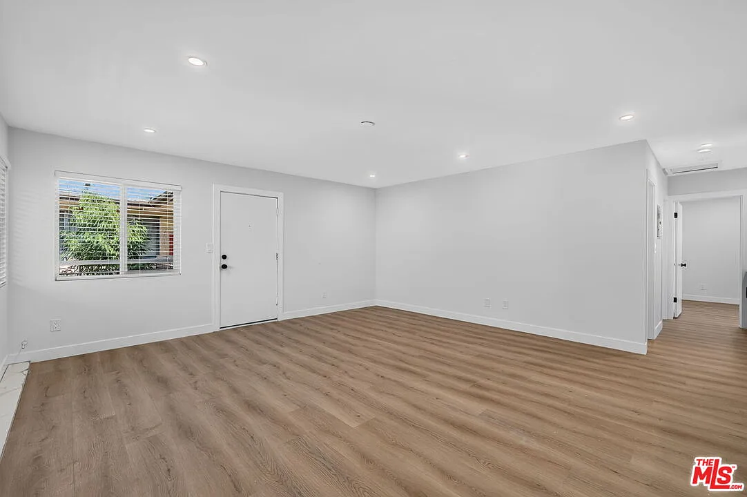 2 bed, 2.0 bath, $2,500 — Photo 4