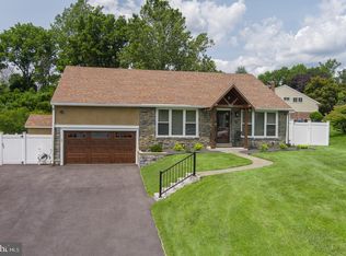 106 Cambridge Rd, Broomall, PA 19008