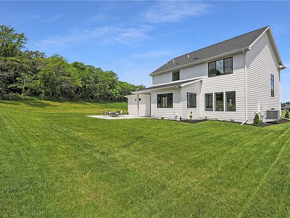 2nd image of 10160 Empire Ct