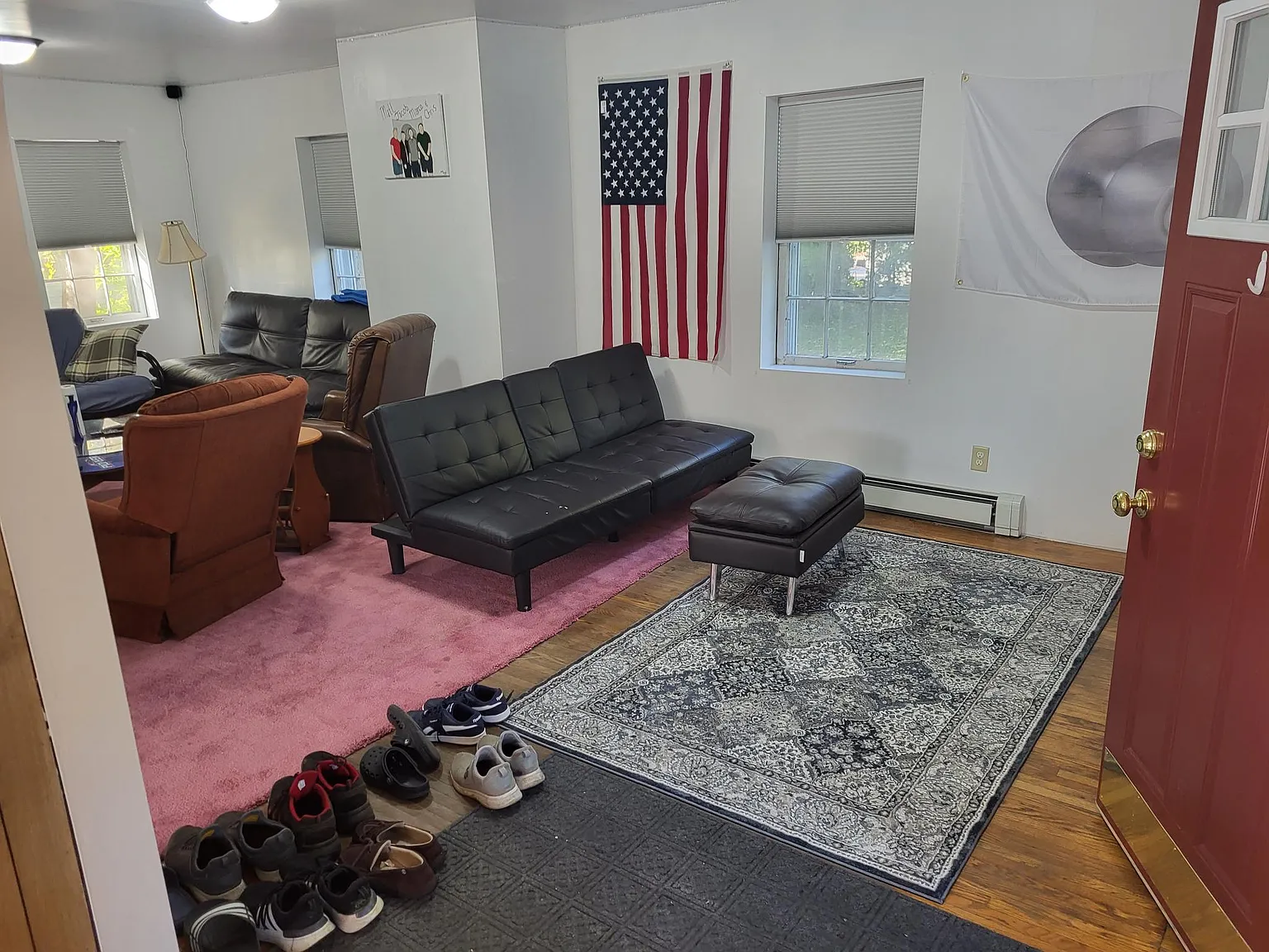 4 bed, 3000 sqft, $2,000 — Photo 4