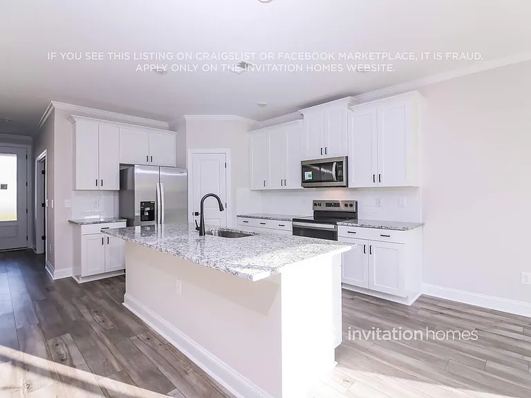 303 Brickwell Way — Photo 6