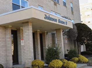 211 Johnson Ave, Hackensack, NJ 07601