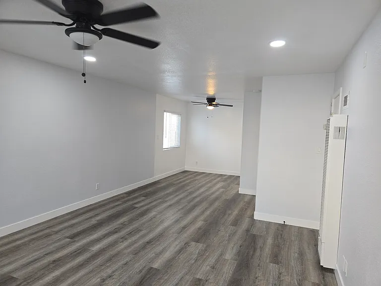 5142 San Bernardino St #1 — Photo 7