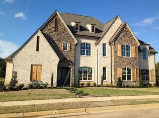 10712 Magnolia Park Cir N, Collierville, TN 38017