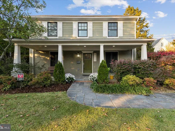 4403 Brookfield Dr, Kensington, MD 20895