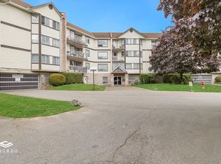 5710 201st St #305, Langley, BC V3A 8A8