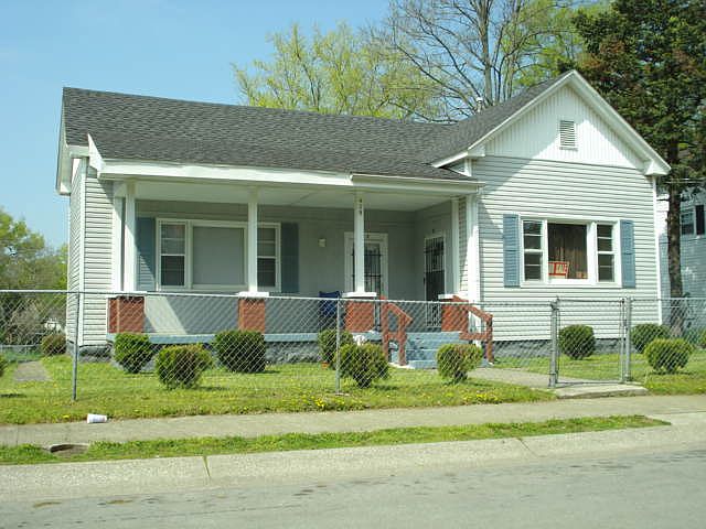 1st image of 429 Church Ave