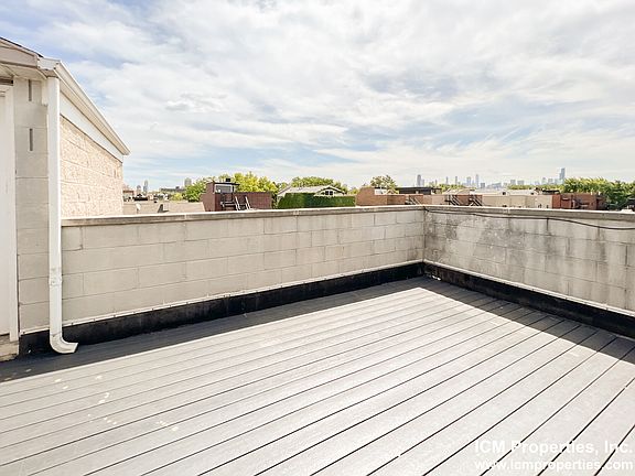 3rd image of 2738 N Southport Ave #1
