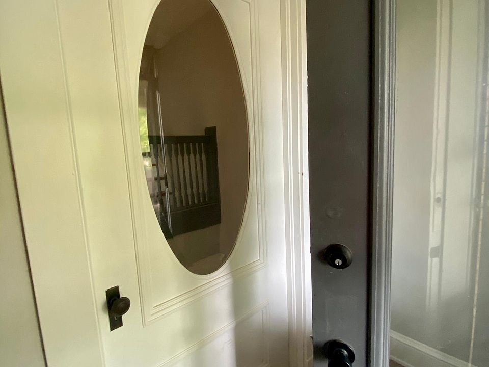 1st image of 11811 Clifton Blvd