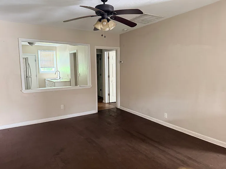 3667 Wylly Ave — Photo 9