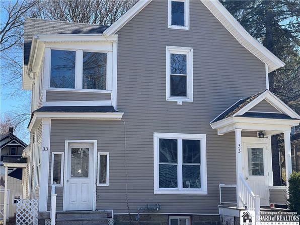33 Myrtle St, Jamestown, NY 14701