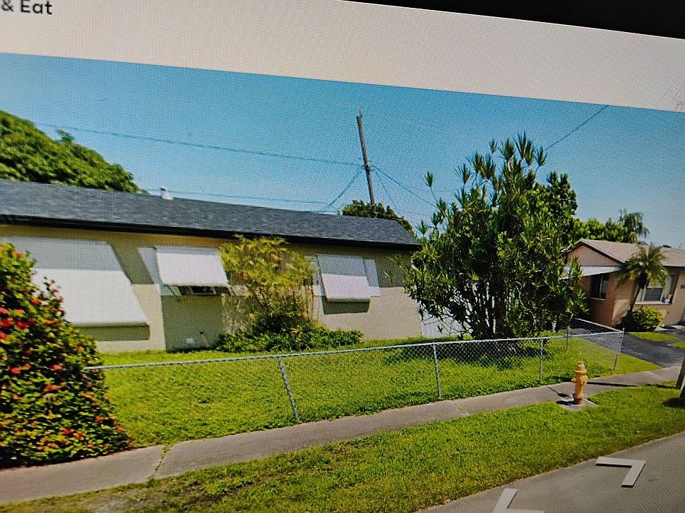 2nd image of 14971 Polk St