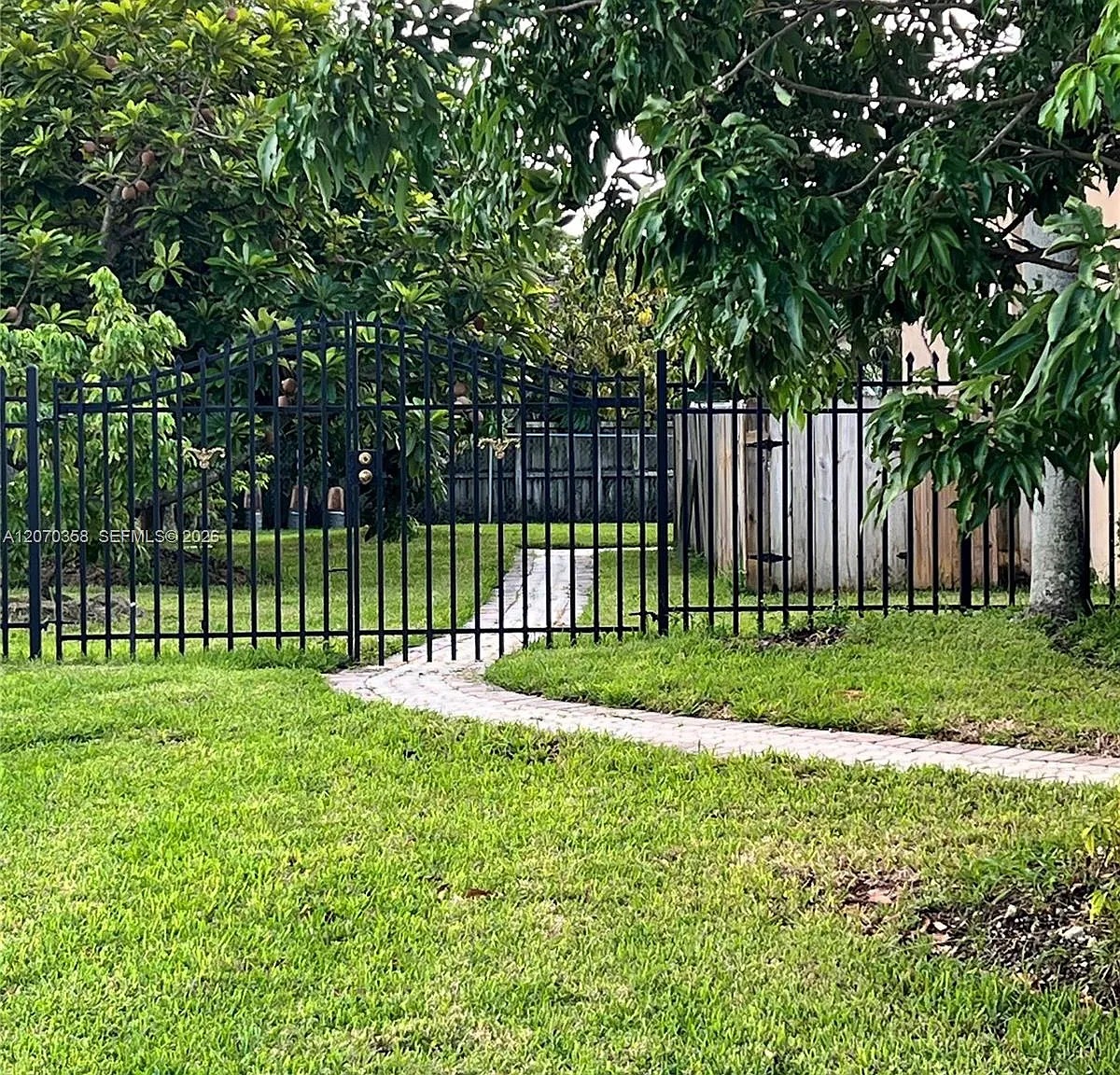 Cenal Estates 2nd Addn — Photo 1