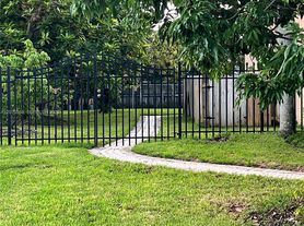 12770 SW 217th Ter, Miami, FL