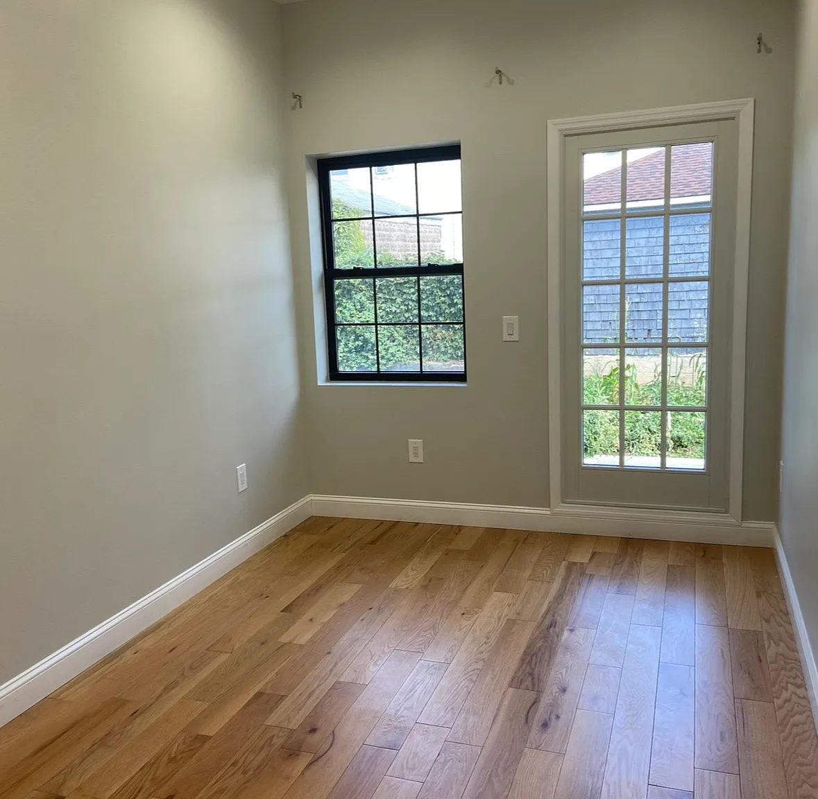 2 bed, 700 sqft, $2,500 — Photo 3