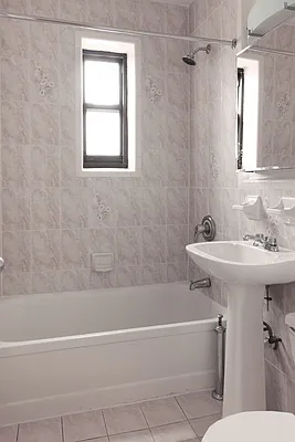 Rented by Stonehenge NYC LLC | media 5