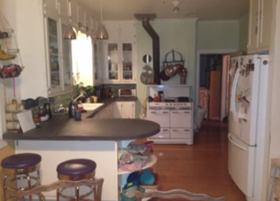 4 bed, 2040 sqft, $3,850 — Photo 2