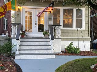 686 Delafield Ave, Staten Island, NY 10310