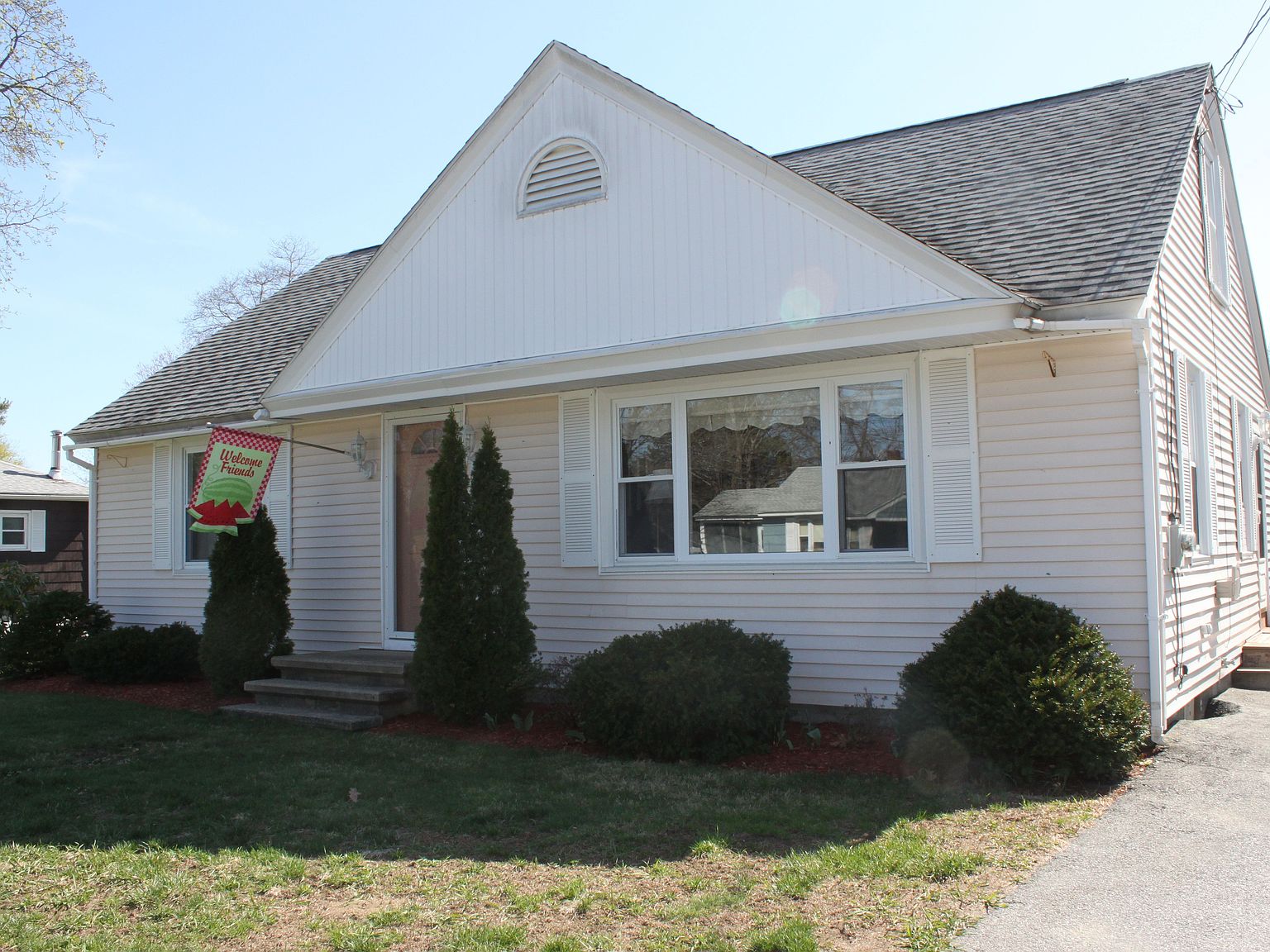 828 Nashua Rd, Dracut, MA 01826 Zillow