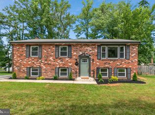 902 E Tantallon Dr, Fort Washington, MD 20744