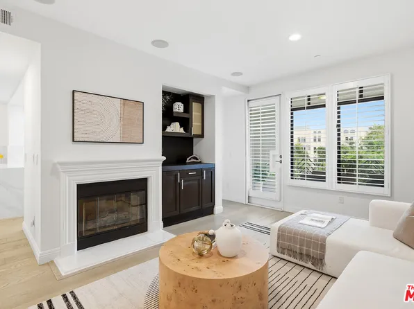 5625 Crescent Park W APT 301, Playa Vista, CA 90094