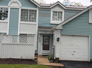 407 Trenton Ct, Aurora, IL 60504