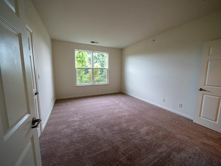 Apartments of Harborside Village — Photo 37