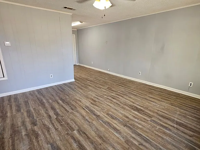 13818 Mail Route Rd — Photo 19