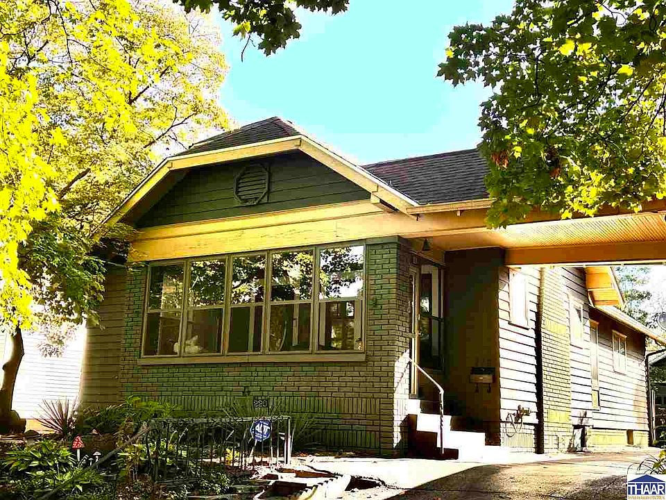 1st image of 220 Barton Ave