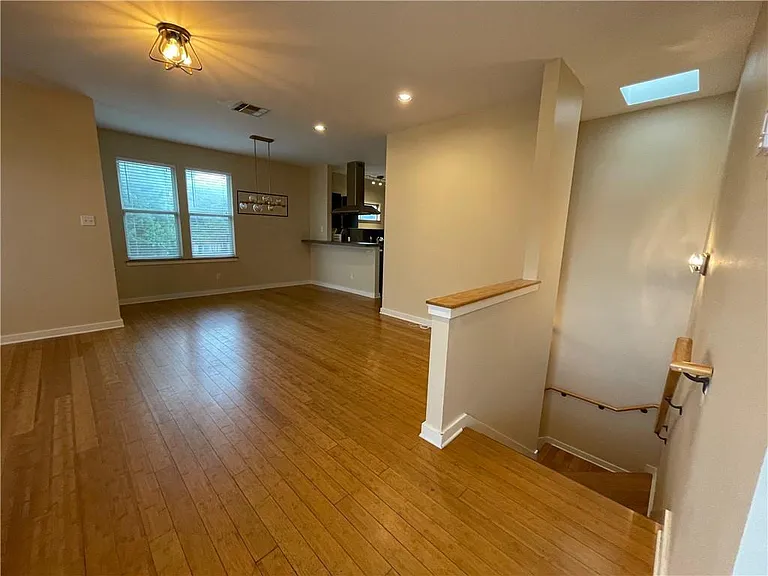 2314 S 5th St — Photo 9