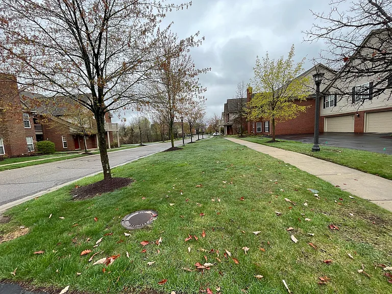 28373 Carlton Way Dr — Photo 14