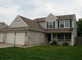 102 Oakview Dr, Mooresville, IN