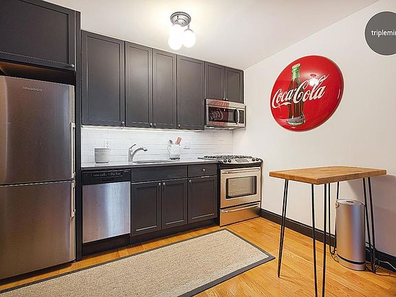 3rd image of 431 Hicks St APT 3K