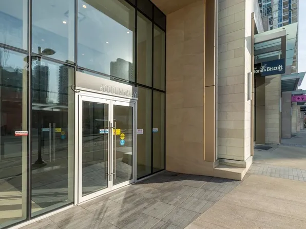 6000 McKay Ave #2, Burnaby, BC V5H 0K2