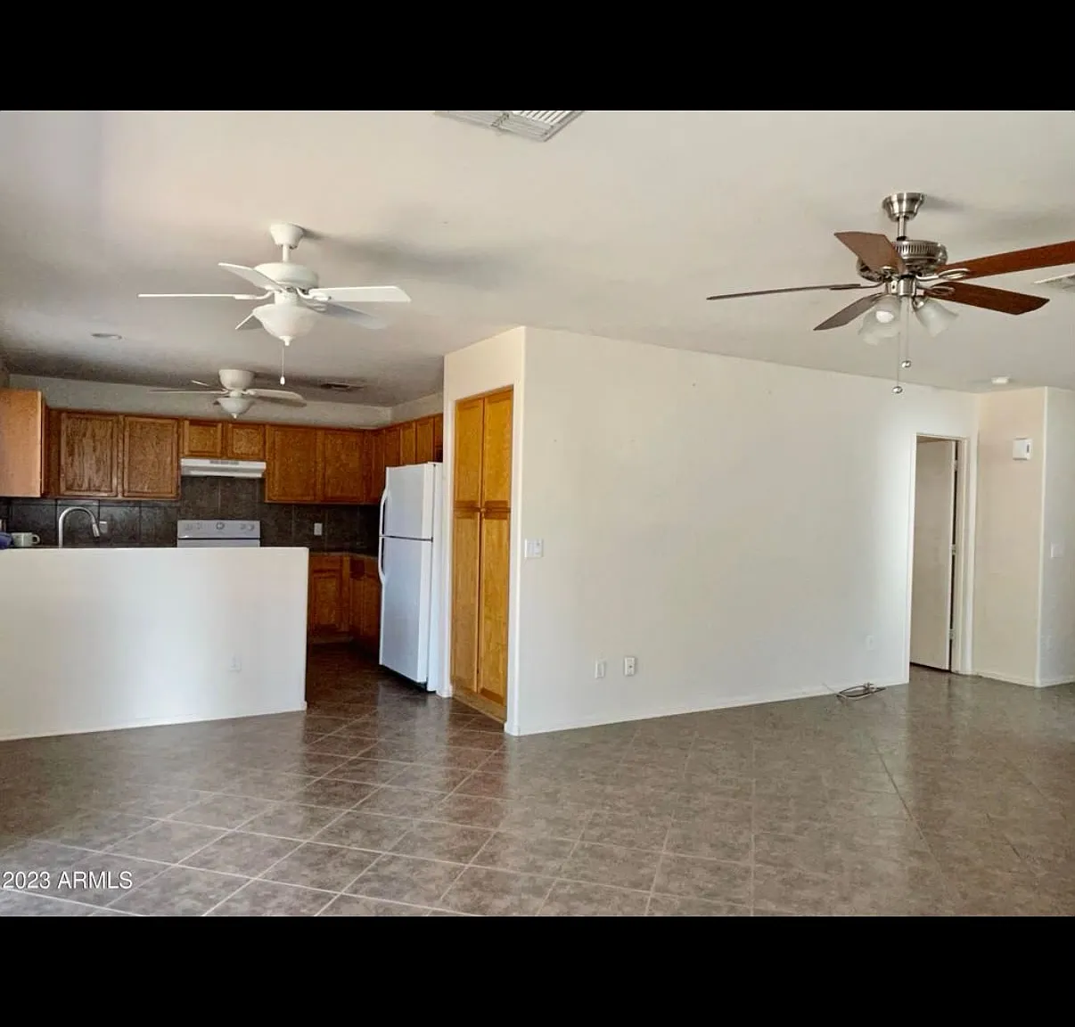 4 bed, 1832 sqft, $2,500 — Photo 4
