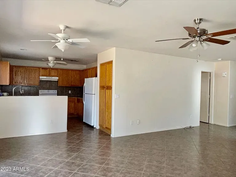 12713 W Paradise Dr — Photo 4