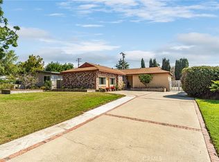 1160 N Towne Ave, Claremont, CA 91711