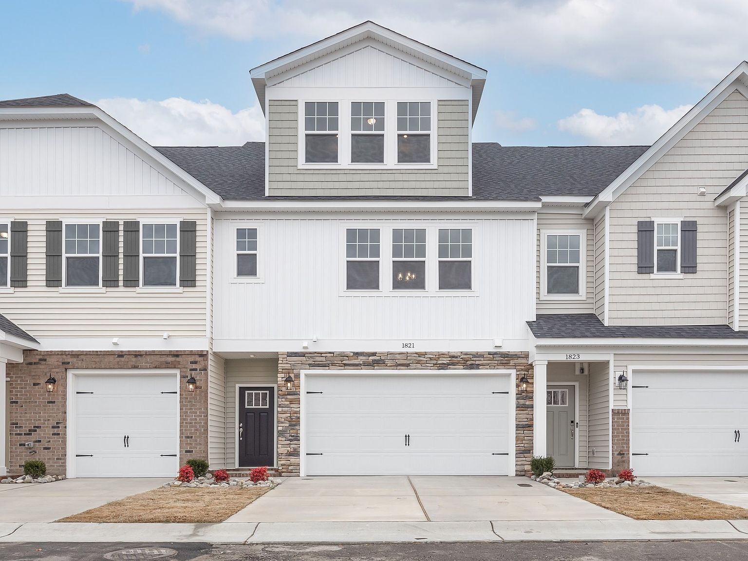 The Magnolia Townhome Sold Out! Plan, The Reserve at Grassfield