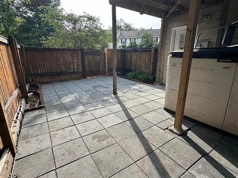 4002 Summer Hollow Ct #155A — Photo 32