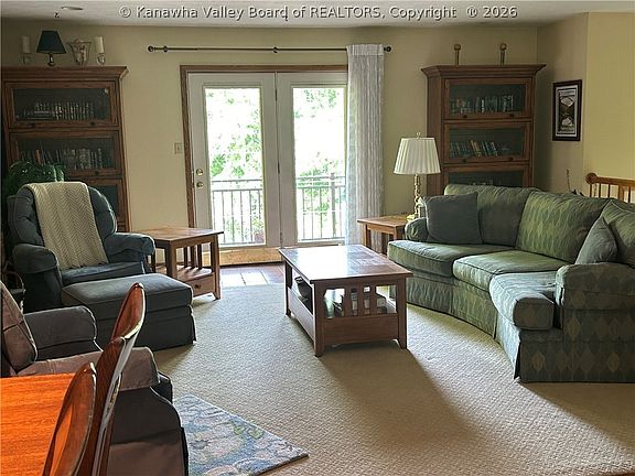 3rd image of 107 Cherry Ln