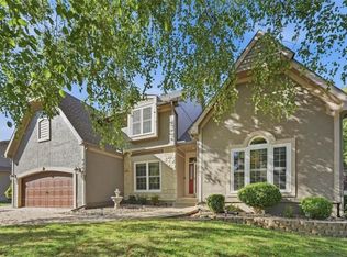 2906 SW 13th Ter, Lees Summit, MO 64081