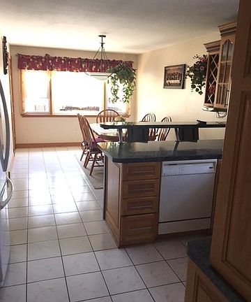 5th image of 8116 Melvina Ave