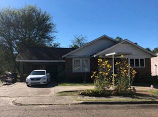 1306 6th Ave N, Columbus, MS 39701