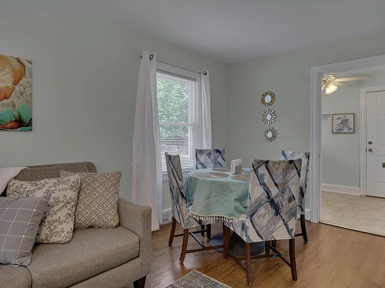 814 N Buchanan Blvd #B — Photo 7