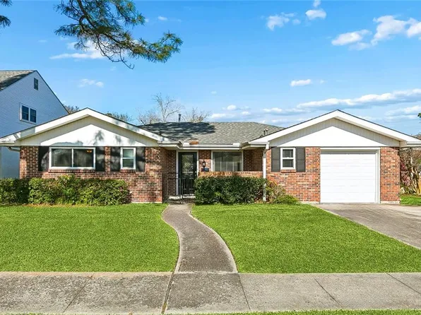 216 Nelson Dr, River Ridge, LA 70123