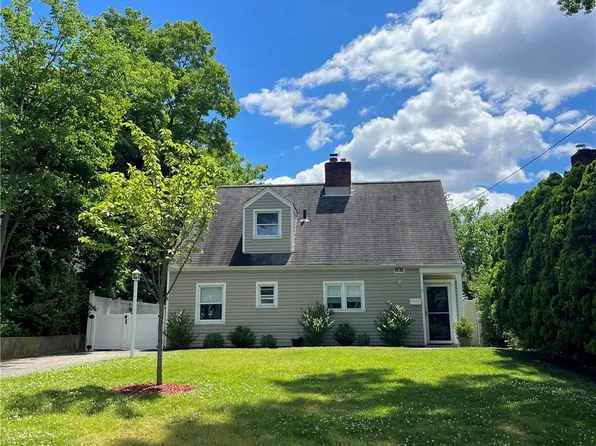 9 Wendover Road, Eastchester, NY 10709