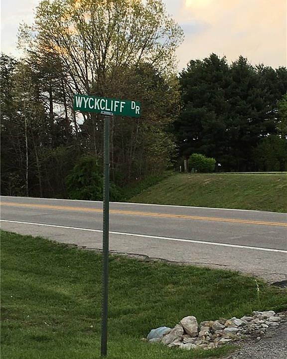2nd image of 104 Wyckcliff Dr