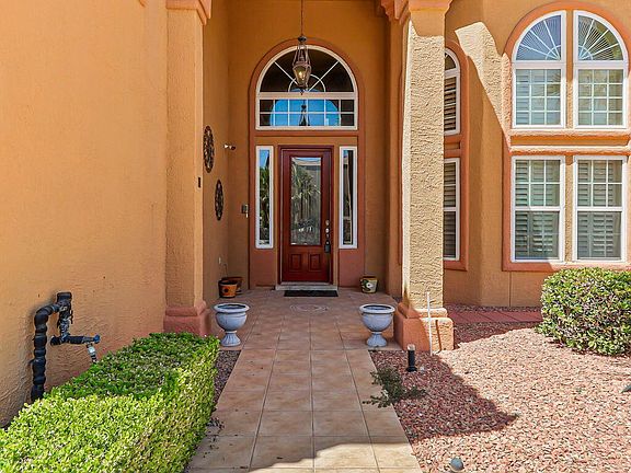5th image of 6413 Calle Lomas Dr