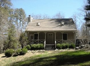 1422 Oleta Rd, Flat Rock, NC 28731