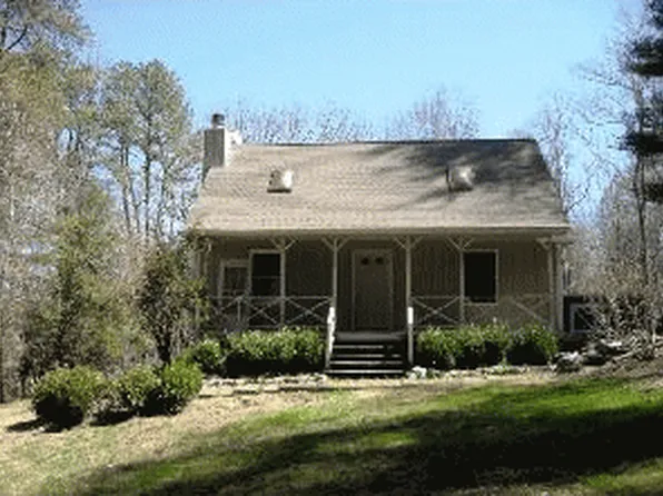 1422 Oleta Rd, Flat Rock, NC 28731